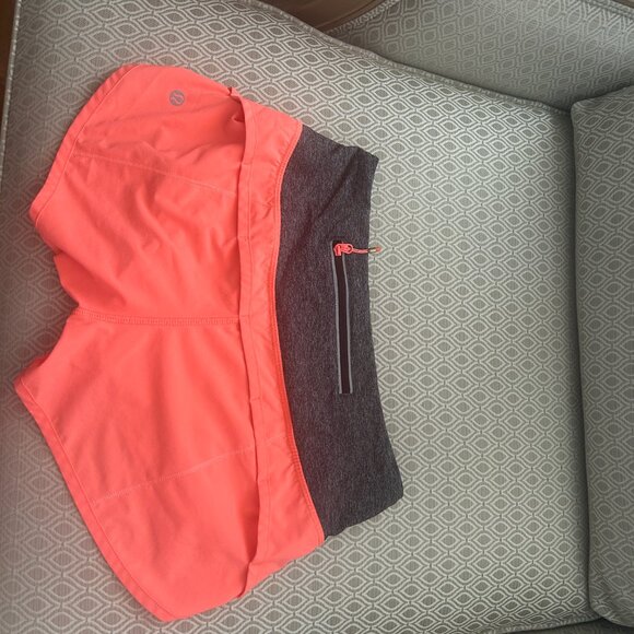 luluemon shorts - Picture 2 of 3